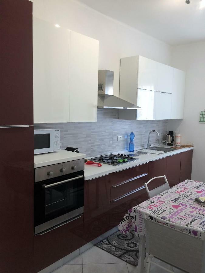 Appartamento Sul Porto โลอาโน ภายนอก รูปภาพ