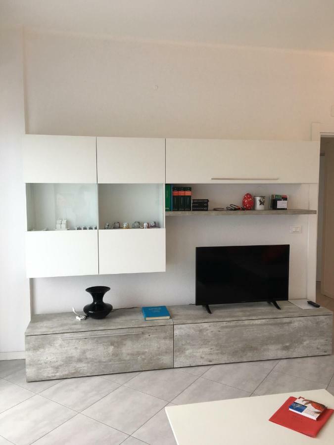 Appartamento Sul Porto โลอาโน ภายนอก รูปภาพ